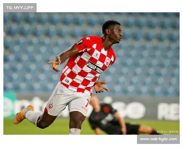 布拉格斯拉维亚主场改造，满足欧战标准